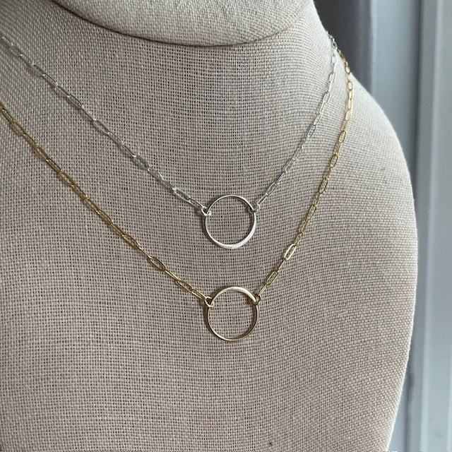 Chain Necklace - Mini-Paperclip w/Circle