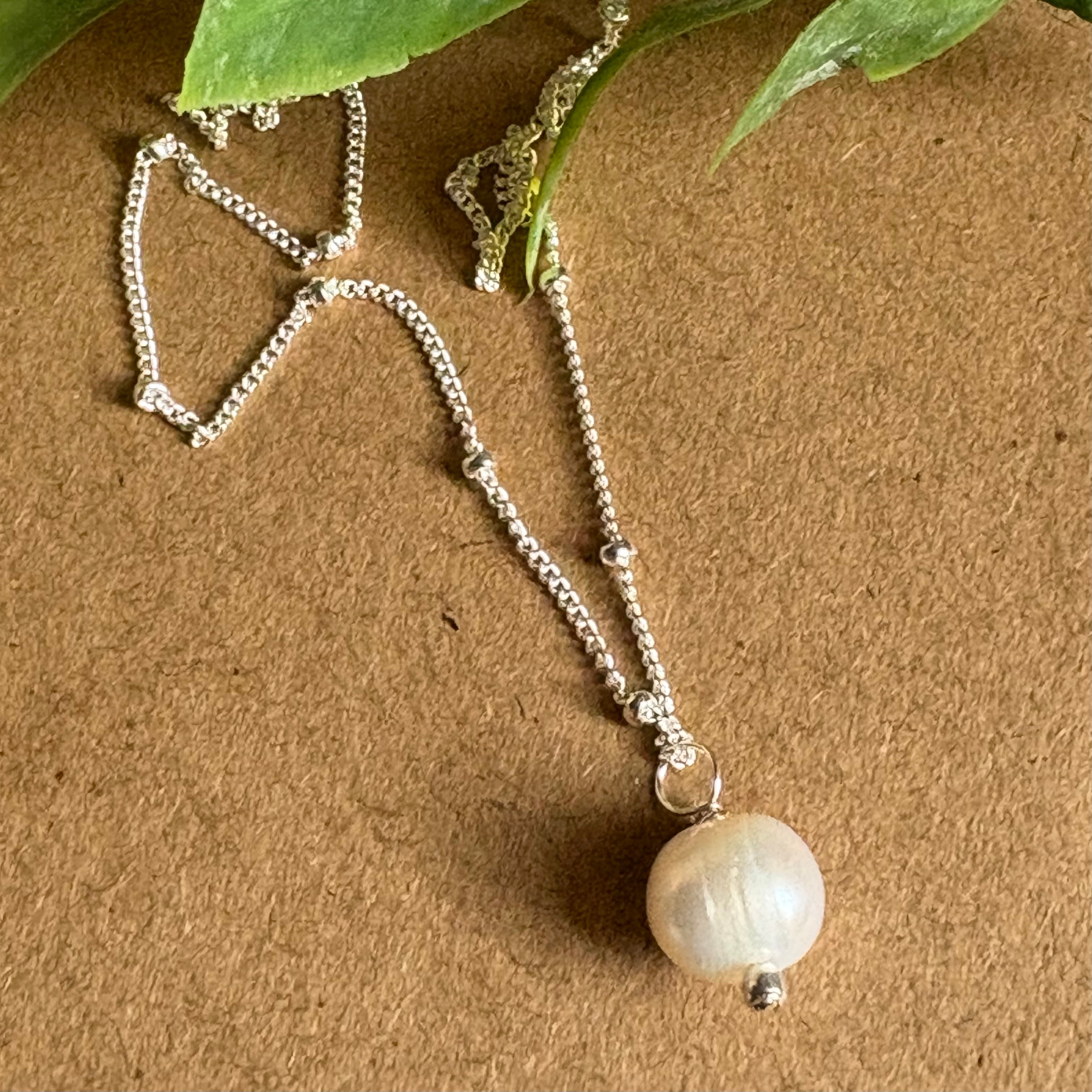 Simple Pearl Necklace