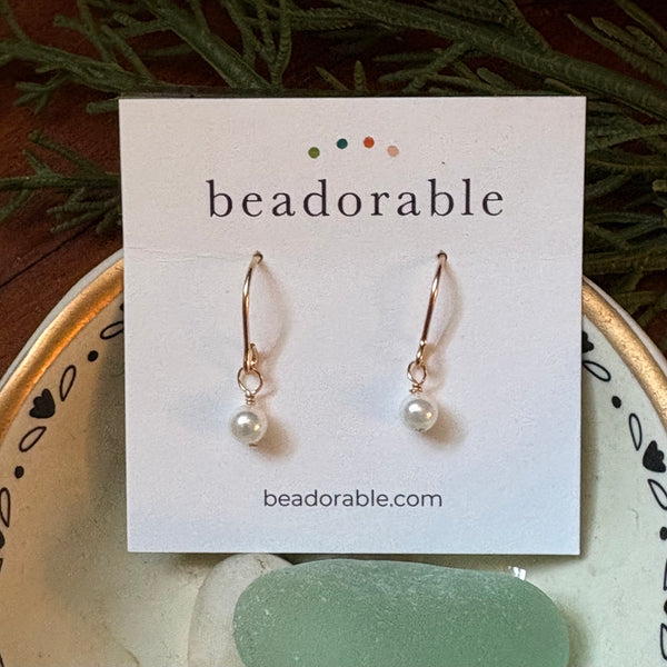 Simple Pearl Earrings